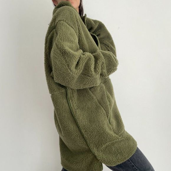 NWT Nike Yoga sherpa fleece pullover sweater in green - Picture 5 of 10